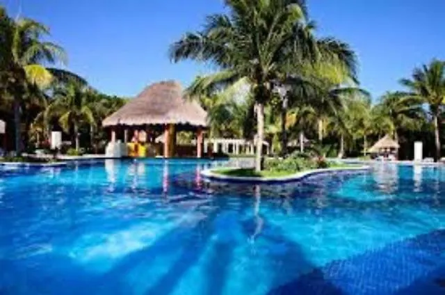 Vacation Full House With Private Pool, 3 Bedroom Chacalal Villa